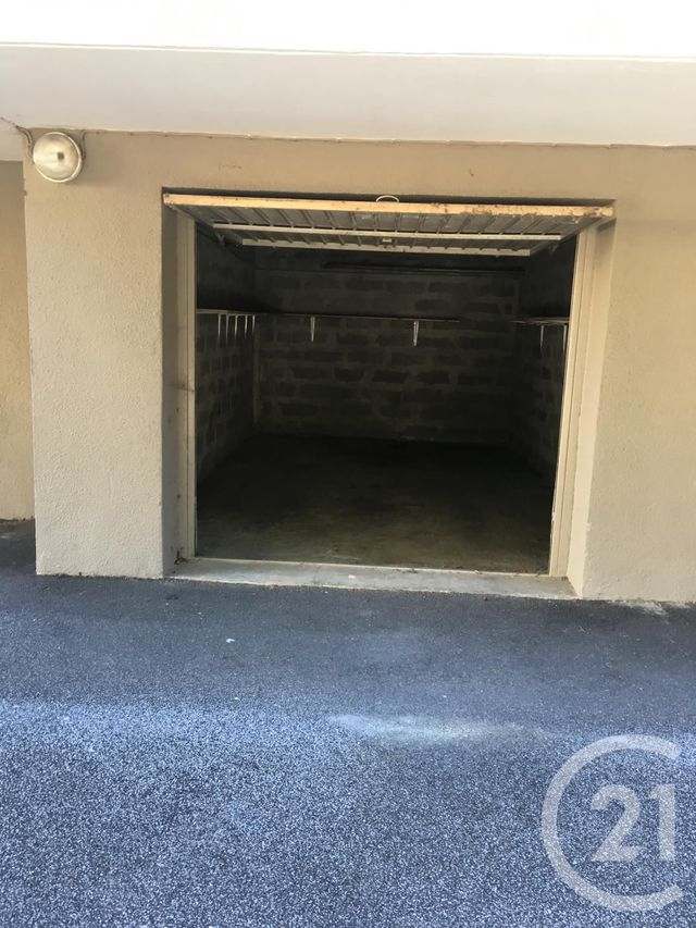 parking à louer - 12.0 m2 - MONTPELLIER - 34 - LANGUEDOC-ROUSSILLON - Century 21 Granié Immobilier