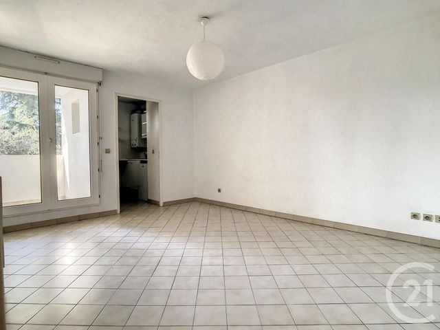 Appartement F2 à louer - 2 pièces - 35.0 m2 - MONTPELLIER - 34 - LANGUEDOC-ROUSSILLON - Century 21 Granié Immobilier